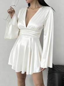 Elegant Ruffle Twist Backless V-Neck Long Sleeve Sexy Versatile Cinched Waist Fitted Mini Dress - White - View 3