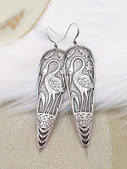 Vintage Elegant Swan Pattern Carved Water Drop Pendant Earrings, Bohemian Style Women's Accessory For Daily Wear, Wife/Girlfriend Surprise Gift