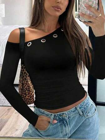 Sexy & Fashionable Versatile Solid Color Hollow Metal Ring Design Asymmetrical Shoulder Long Sleeve T-Shirt Top, Spring/Summer New Arrival,Long Sleeve Tops Women,Fall Clothes For Women