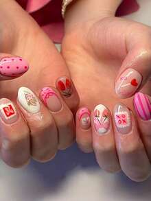 情人节美甲套装：包含24张椭圆形美甲贴纸，图案包括可爱的春夏粉色花束、信封、草莓波点、条纹、字母和浪漫的心形图案。适合女士约会、日常使用及其他场合。美甲装饰！美甲护理产品、亚克力美甲贴纸、情人节美甲。美甲用品 - 彩色 - 查看 9