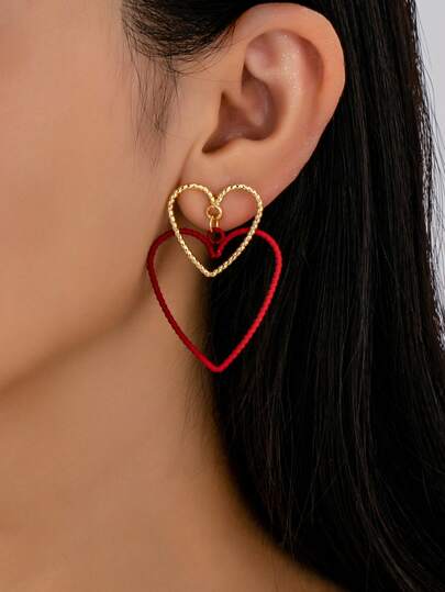 2件套情人节双层扭纹心形耳环，适合女性佩戴，可作为节日礼物、日常佩戴和约会饰品。