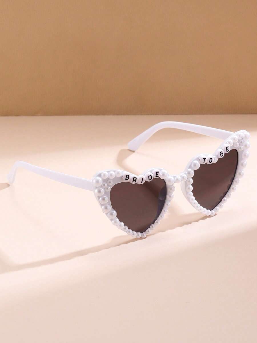 1pc Heart-Shaped Pearl Embellished Minimalist Bride Eyeglasses Frame With "Bride" Letter, Suitable For Bridal Party, Wedding Photography, Vintage Style, Party, Stage Performance, Accessory For Valentine's Day, Bridal Outfit, Holiday Outfit - Multicolor - View 1