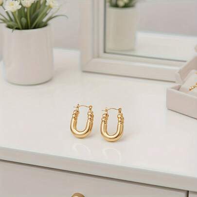 1pc Stainless Steel Hypoallergenic Earrings, Elegant Gold Color Basic Style, Suitable For 4 Seasons Wear, Smooth Woven Texture, Perfect Gift For Christmas, Halloween, Weddings, Parties, Daily Accessory For Women