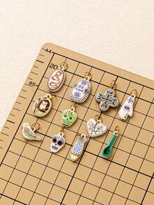 1 pieza Moda INS Impreso Amor Flor Calavera Cabeza de Serpiente Pájaro Pequeño Árbol Cruz Flor Colgante DIY, Chapado en Oro de 18K, Accesorios de Joyería DIY, Accesorios de Collar, Accesorios de Pulsera, Accesorios de Pendientes, Accesorios de Llavero, Accesorios de Bolso, Accesorios de Joyería de Mujer, Accesorios de Billetera, Colgante Pequeño, Regalo. - Multicolor - Ver 5