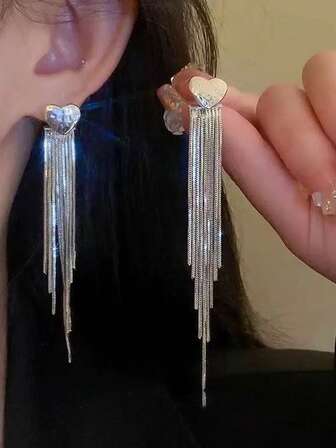 1 par de pendientes con borlas en forma de corazón y cadena, estilo bohemio romántico y elegante - Baja alergia, borlas largas exageradas para mujeres; Accesorio femenino versátil y de moda, pendientes exquisitos de alta gama; Adecuado para todas las estaciones; Regalo lujoso para mujeres; Pendientes de joyería para fiestas; Regalo para el Día de San Valentín y el Ramadán