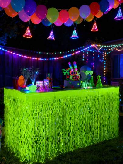 1 st bordskjol som lyser i mörkret, neonvågig metallisk foliekantad bordskjol, neonfestdekorationer, lysande festtillbehör, festligt evenemangstillbehör, möhippatillbehör, födelsedagsfestdekorationer, högtidsfestdekorationer, festliga borddekorationer, lysande födelsedagsdekorationer, poolfestdekorationer