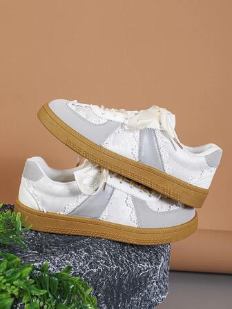 Women's Casual Sports Shoes, Mesh Breathable Versatile Sneakers, Lace-Up Ballet Flat Style, Sports Shoes, Women Shoes, Light Gray