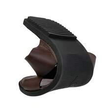 2-5 Summer New Casual Non-Slip Strap Soft Bottom Slippers, Fashion Beach Sandals For Men - Brown - View 9