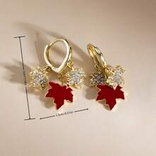 Pendientes de aro pequeños para mujer, delicados pendientes de hoja de arce con diamantes de imitación, pendientes llamativos, joyería para regalo de cumpleaños. Imprescindible para fiestas, viajes, regalos de cumpleaños y regalos de Año Nuevo. - Multicolor - Ver 7