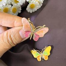 1 szt. Elegancka broszka z kolorowym motylem, emaliowana, odpowiednia do codziennego noszenia przez kobiety, przypinka do klapy, ozdoba do plecaka - Kształt motyla - Zobacz 4