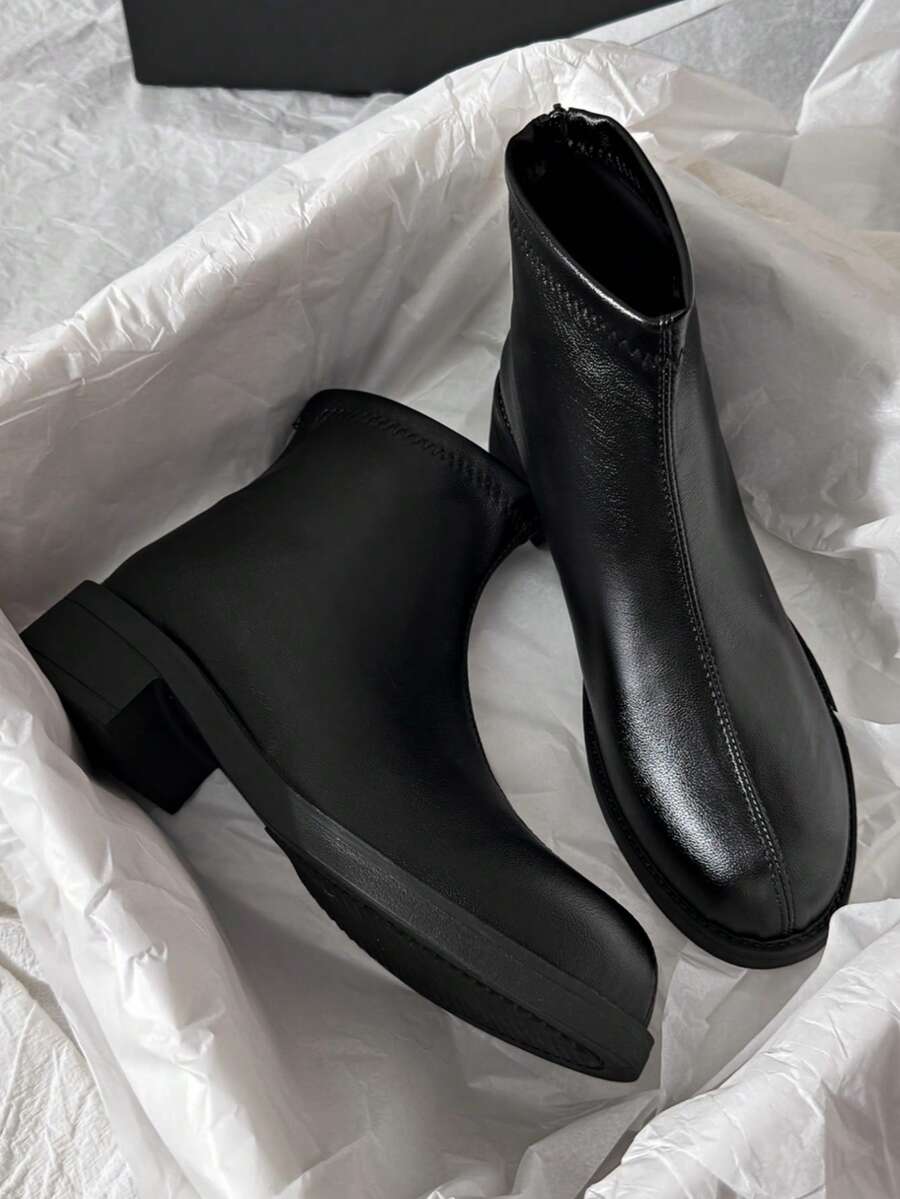 Retro Flat Chelsea Ankle Boots For Women, Low Heel, Versatile, Zipper Back, Spring/Autumn - Black - View 1