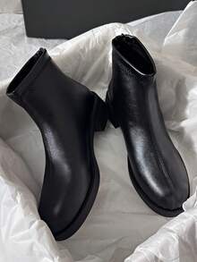Retro Flat Chelsea Ankle Boots For Women, Low Heel, Versatile, Zipper Back, Spring/Autumn - Black - View 3