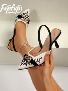 FVPFVP 2025 Summer New Chinese Style Pointed Toe Embroidered Elegant High-End Women Sandals, Comfortable - Beige - View 1