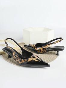 Sepatu hak tinggi wanita motif leopard hitam, sandal formal tertutup, sepatu pesta pernikahan hak 5cm model slip-on dengan ujung runcing. - Hitam - View 2