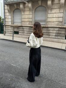 Senya 秋冬新款女士拉链休闲针织开衫，圆领罗纹扭结长袖针织，宽松版型，适合日常、通勤、办公、毕业季、返校季等场合，也可作为情人节女士冬季毛衣和新年礼物。 - 白色 - 查看 7