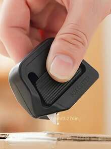 New Retractable Safety Box Cutter, Mini Portable Ceramic Box Opener With Magnetic Ceramic Blade - Rust-Proof, Scratch-Resistant, Non-Slip Handle - Multifunctional Portable Tool For Packaging And Tape Cutting - Essential For Office, Delivery, Camping - Compact, Design, Reliable And Easy To Use, Suitable For School Supplies, Home Decor, Back To School, Halloween Decoration - Multicolor - View 4