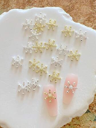 10 piezas Decoraciones de arte de uñas de aleación de copos de nieve navideños, accesorios de metal 3D