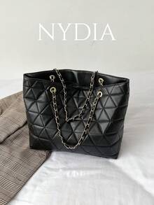 衍縫鏈條肩帶托特包 - 黑色 - 查看 1