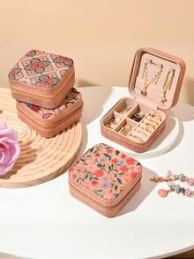 1pc Mini Retro Jewelry Box Earrings, Rings, Necklaces, Travel Storage Box, Jewelry Earrings, Elegant Style Printed Jewelry Box, Multi Functional Jewelry Storage Box, Zipper Convenient Jewelry Bag, Exquisite Cosmetics And Lipstick Storage Bag, Mother's Day Gift, Girls' Gift, Handbag Storage, New Cork Pattern Multi Compartment Large Capacity Jewelry Box, Luxury PU Leather Jewelry Box, Mini Flip Storage Women's Jewelry Gift, Mother's Storage Box Back To School
