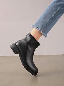 Retro Flat Chelsea Ankle Boots For Women, Low Heel, Versatile, Zipper Back, Spring/Autumn - Black - View 7