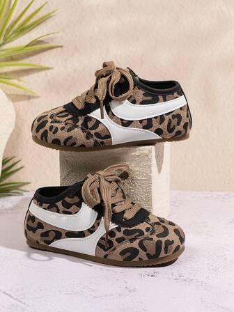 New Kids Soft Bottom Anti-Slip Comfortable Fashion Leopard Print Flat Casual Sneakers