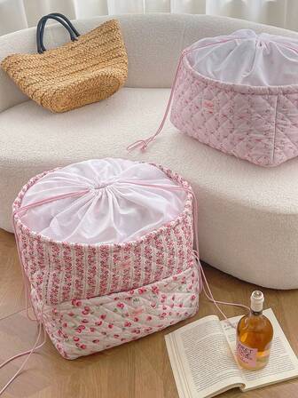 1Pc Pink Flowers & Bow Quilted Storage Basket, Cute Floral Bouquet Style Quilted Drawstring Cuff Storage Basket Home Portable Laundry Hamper For Children's Toy Storage, Clothing Storage, Car Storage, Miscellaneous Items Storage, Quilt Storage, Doll Storage, Large Capacity, Portable, Multifunctional, Foldable, Essential For Home Decoration, Life, Dormitory, Party Gift, Birthday Gift, Back To School Gift