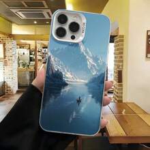 Cubierta de telefono con borde metalico azul con estampado de paisaje montano y lago con texto SO COOL para uso diario en cafeterias - Negro - Ver 3