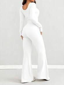 AiTyi 女士连体裤，休闲时尚性感宽松U领修身户外运动百搭款，适合毕业典礼、圣诞节、新年、感恩节、秋冬季穿着。弹力针织长袖喇叭裤连体裤，版型合身。 - 白 - 查看 3