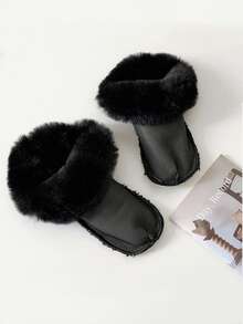 两双可拆卸保暖鞋垫，适用于花园鞋、木屐、穆勒鞋等。保暖且可水洗，是万圣节、圣诞节、节日礼物的理想之选。 - 黑色+奶白-長款 - 查看 2