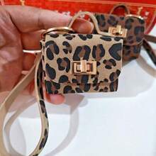 1pc Chic Leopard Print Keychain With Coin Purse - High-Quality Faux Leather, Floating Design, Rectangular Shape, Fashionable Car Key & Bag Accessory, Ideal Gift, Key Organizer | Keychain | Goldtone Clasp,Keychain Bag, Car Keychain, Girls' Bag Pendant, Backpack Decoration.Coin Purse Keychain, Cute Bag Pendant, Car Keychain, Schoolbag Decoration, Small Gift-Christmas,Christmas Gifts,Gifts For Women,Purses,Red Purse,Crossbody Bags For Women,Purses And Bags Women,Bags,Backpack,Shoulder Bag,Fall,Fanny Packs For Women,Tote Bags For Women,Gold Purse For Women,Funny Gifts,Makeup Bag-Bag Charms,Keychains,Purse Charms,Plush Keychain,Keychain,Girls Keychain,Cute Keychains For Girls,Keychains For Woman,Bag Charms,Christmas Gifts - 彩色 - 查看 8