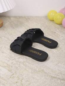 Summer New Round Toe Pleated Design Girls Outdoor Slippers, Fashionable And Generous, Solid Color Western Children Flat Sandals - Black - View 8