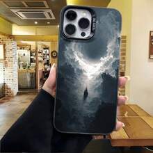 Cubierta de telefono para iPhone con diseño de cielo nublado y torre oscura color azul oscuro funda protectora para uso diario en cafeterias y viajes - Negro - Ver 4