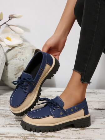 女士乐福鞋，系带金属鞋眼，平底粗跟便士乐福鞋，套脚休闲鞋，防滑舒适，适合办公室穿着