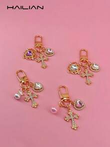 HAILIAN Amuleto de llavero de mujer de aleación con cruz, corazón y corona de lágrima con rhinestones - se puede usar como accesorio decorativo para billeteras, mochilas, estuches de auriculares, etc., con un cierre adecuado para maletas y automóviles