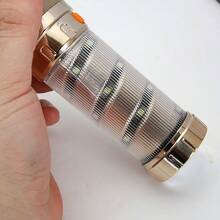 1个多功能汽车安全锥，带高亮手电筒，可用于户外自卫，太阳能供电，并可作为紧急警示灯使用。 - 彩色 - 查看 9