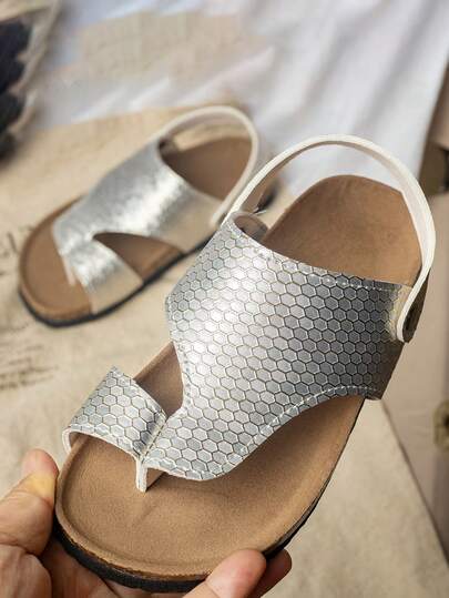 Kids' Sports Sandals, Fashionable Summer New Soft Bottom Toe-Covering Anti-Slip Boys' Convertible Beach Sandals Casual Slippers