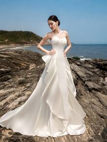 HEARBOBO 优雅浪漫白色花朵A字婚纱，适合海滩、度假等场合 - 白色 - 查看 6