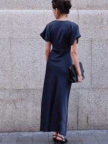 Women's Summer Fashion New V-Neck Waist Cinched Fitted Silk-Like Satin Midi Dress, French Romantic/Vacation Style - Navy Blue - View 8