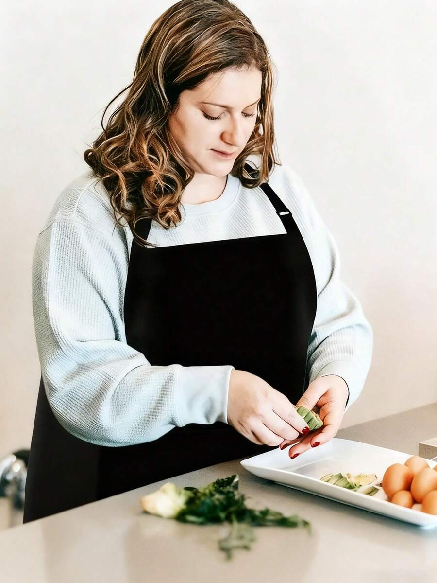 黑色围裙一件装，可调节厨房围裙，女士涤纶围裙，可擦手烹饪工作服，涤纶腰部防油防水，简约黑色围裙带口袋，加厚腰部设计，时尚家务厨房工作服，厨房用品 - 彩色 - 查看 1