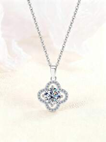 1件奢华S925纯银闪亮锆石四叶草吊坠项链，设计优雅，适合女孩佩戴，情人节礼物，日常佩戴，休闲，旅行，派对，附赠精美礼盒 - 彩色 - 查看 7