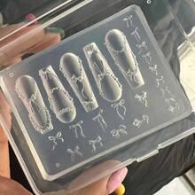 1个高透明度3D裙子硅胶模具 - 花卉蕾丝和蝴蝶图案DIY工艺模具，适用于树脂饰品、手机壳装饰、美甲 - 优雅长方形设计