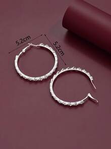 1 Pair Healthy Fashionable New Personalized Exaggerated Sexy Geometric Round Rhinestone Hoop Earrings For Women, Casual Vacation Birthday Wear, Runway, Nightclub - Silver - View 5
