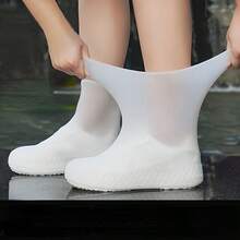 1双乳胶防水鞋套，户外防雨，防滑，高弹耐磨，易穿脱，可折叠便携，柔软易收纳，口袋大小，防滑鞋底设计，防滑性能好，适合露营、骑行、徒步、跑步等户外活动，男女通用，易于清洁，必备户外装备 - 彩色 - 查看 9
