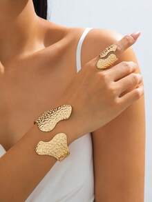 1 Set Creative Asymmetric Hammered Texture Bangle & Ring Jewelry Set, Fashionable European & American Style Accessories For Women - Yellow Gold - View 1