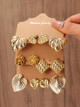 2-6 pares de juego de aretes de tono dorado de CCB, ¡eleva el estado de ánimo instantáneamente! Los diseños de corazón dulce y flor se pueden usar de manera casual o para citas, adecuados para ir al trabajo y ocasiones