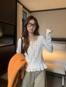 手工波点荷叶边长袖T恤女款，系带蝴蝶结秋冬休闲打底衫 - 白色 - 查看 1