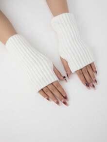 1双女士时尚珍珠装饰露指手套，适合秋冬季保暖及日常佩戴