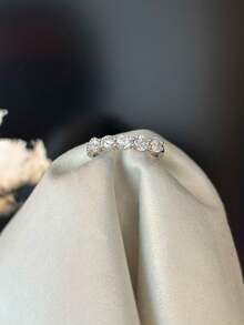 XUJIA 1枚925纯银4毫米圆形莫桑石戒指，D-E色，VVS1净度，结婚/周年纪念珠宝礼品