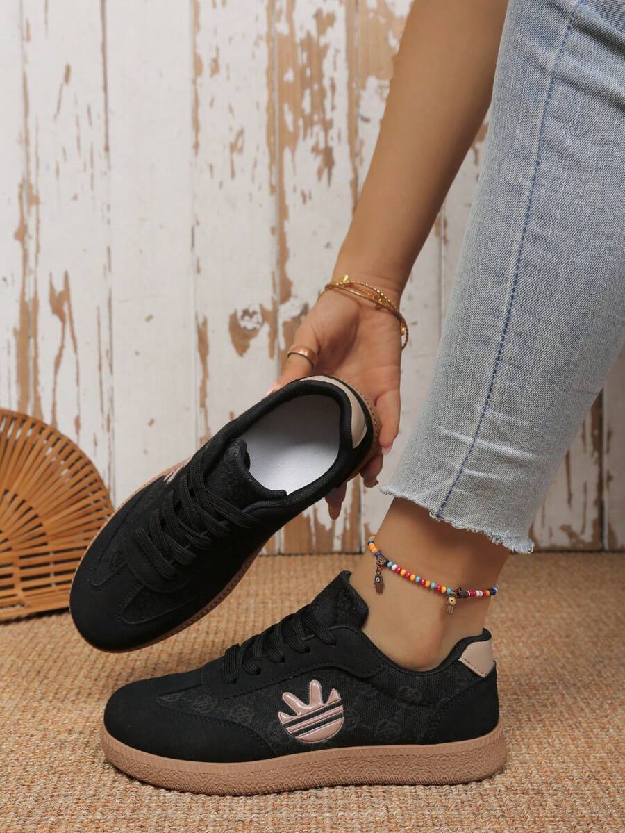 Women's Casual Outdoor Small White Board Shoes, Versatile, Spring/Autumn 2025 New Arrival - JGZ Black - View 1