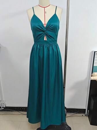 Damklänning i enfärgad Twist Strap, Casual Holiday Style